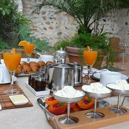 Ma D'hotes A Guest house 3*